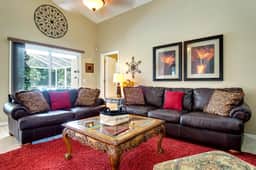 Pleasant Oak Villa - Image 2