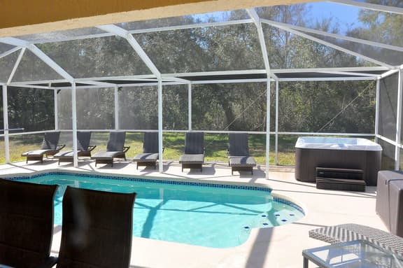 Happy Oak Villa - Image 1
